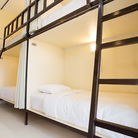 V Canggu Dormitory Εξωτερικό φωτογραφία