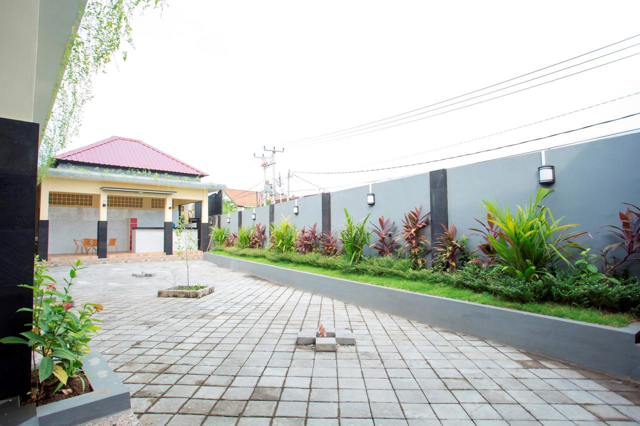 V Canggu Dormitory Εξωτερικό φωτογραφία