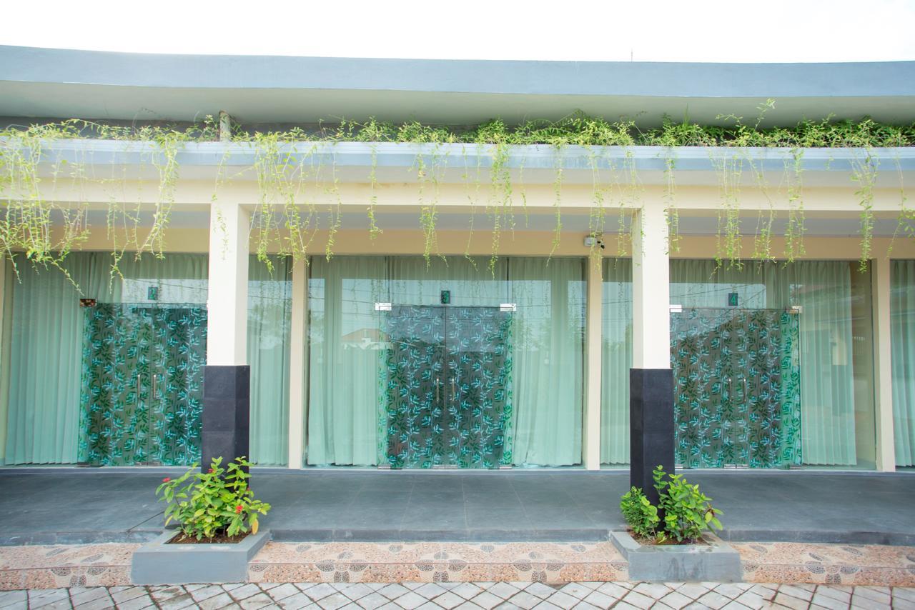V Canggu Dormitory Εξωτερικό φωτογραφία