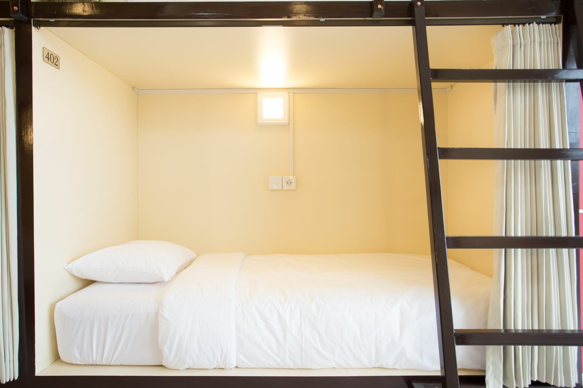 V Canggu Dormitory Εξωτερικό φωτογραφία